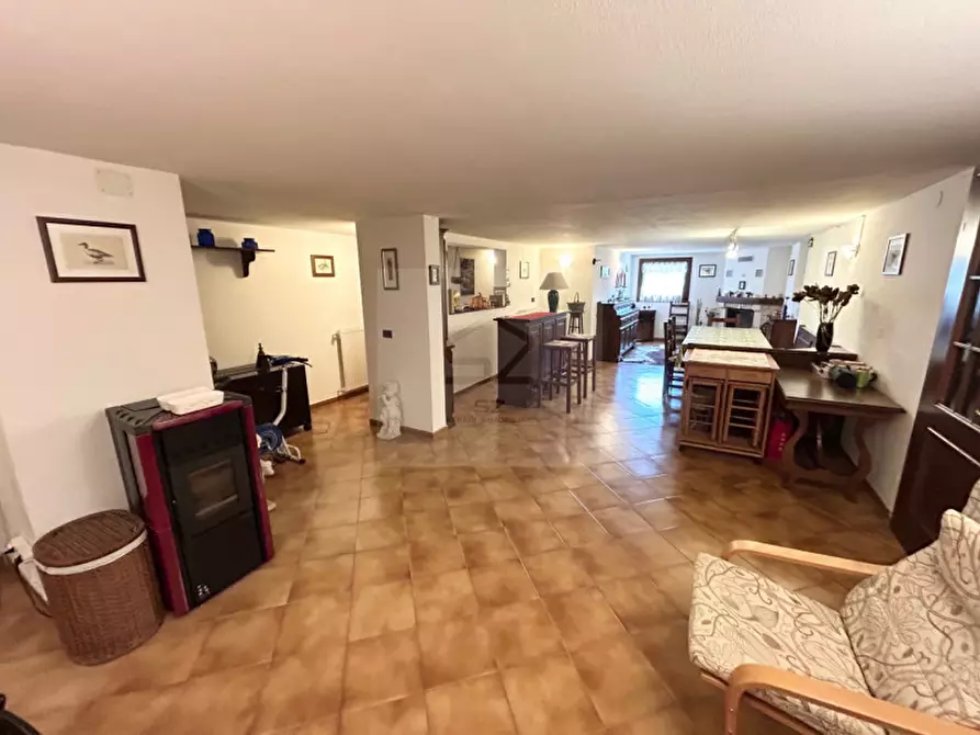 Immagine 15 di Casa indipendente in vendita  in Via Vo' di Placca a Due Carrare