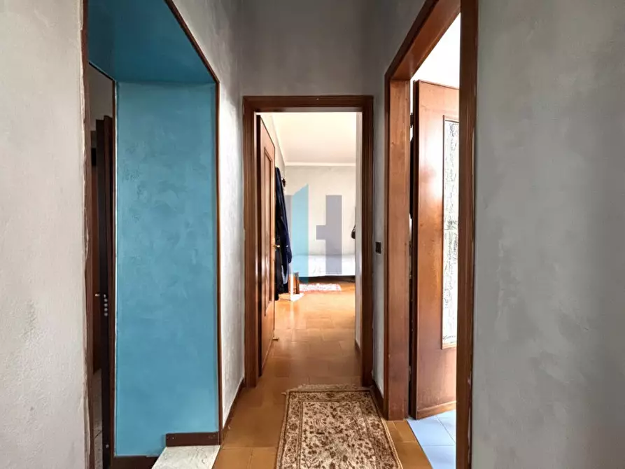 Immagine 6 di Appartamento in vendita  in Via Giosuè Carducci a Brescia