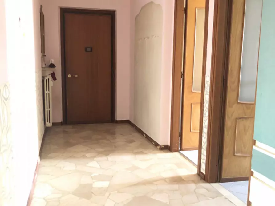 Immagine 2 di Appartamento in vendita  in Corso valentino 196 a Casale Monferrato