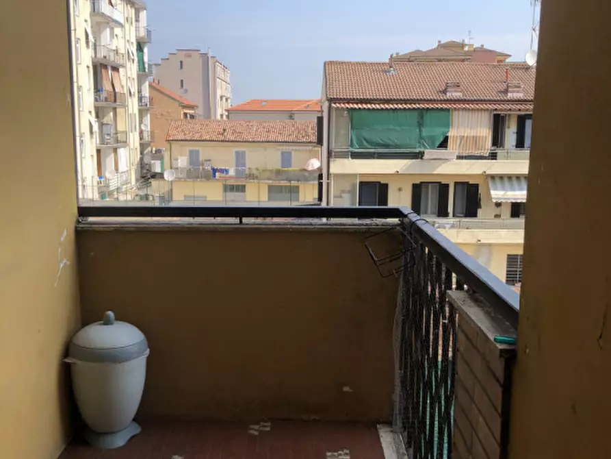 Immagine 17 di Appartamento in vendita  in Corso valentino 196 a Casale Monferrato