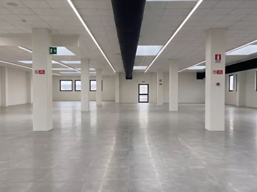 Immagine 2 di Ufficio in affitto  in Via Andrea Bafile a Jesolo