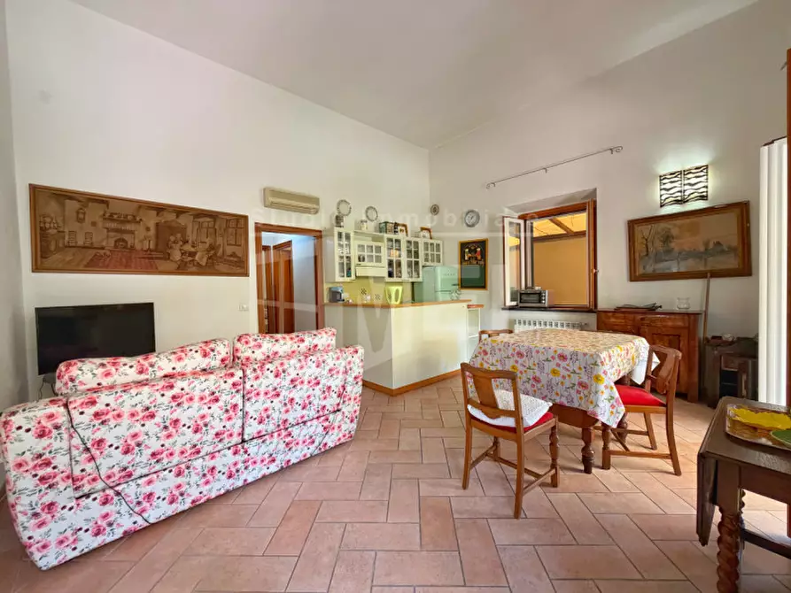 Immagine 10 di Appartamento in vendita  in Via del Littorale 294 a Livorno