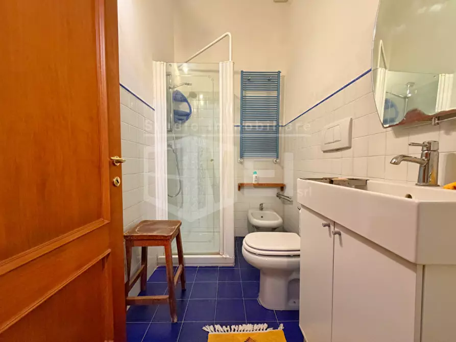 Immagine 19 di Appartamento in vendita  in Via del Littorale 294 a Livorno