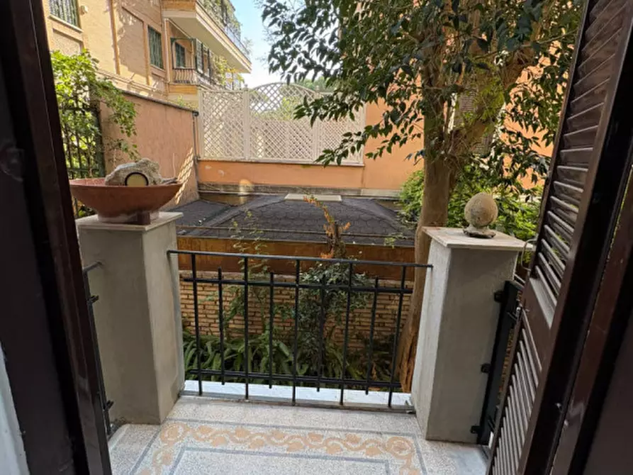 Immagine 8 di Appartamento in affitto  in Via Giacinto Bruzzesi a Roma