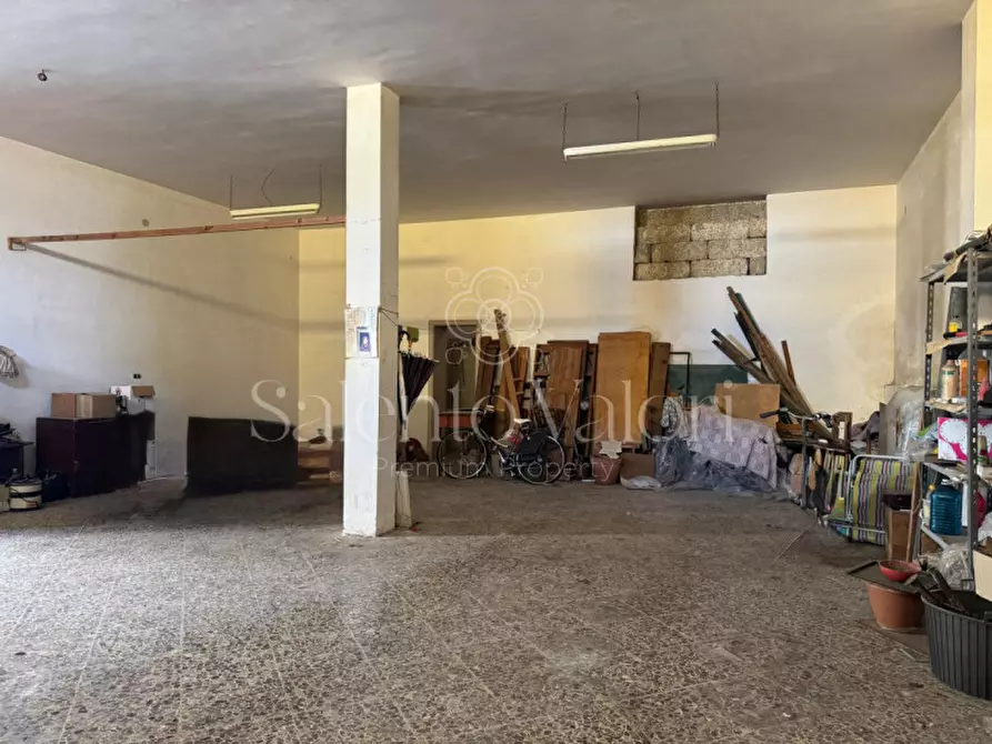 Immagine 44 di Casa indipendente in vendita  in Via dei Mille 177 a Parabita