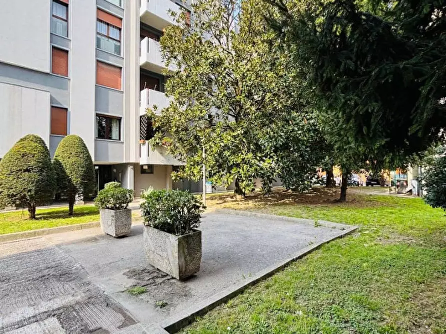 Immagine 10 di Camera in affitto  in Via Manara Valgimigli 6 a Padova