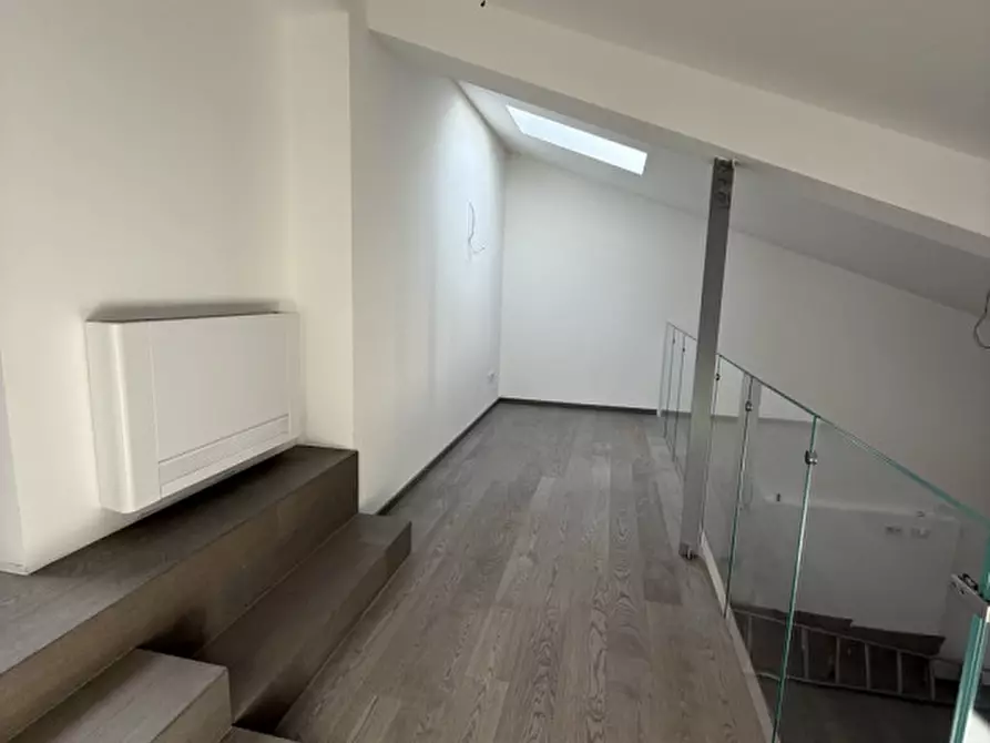 Immagine 8 di Attico in vendita  in Via Rodi a Senigallia