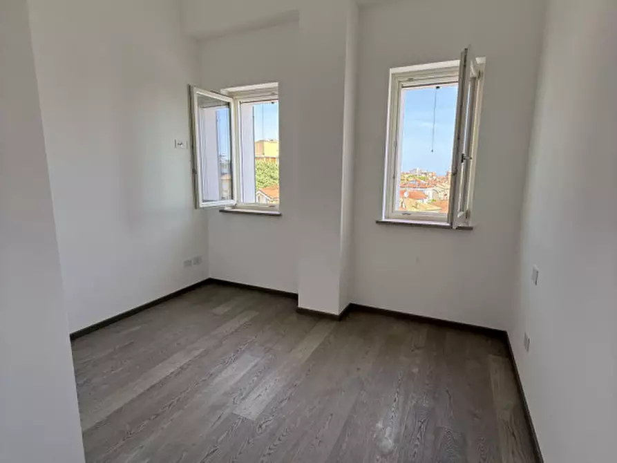 Immagine 31 di Attico in vendita  in Via Rodi a Senigallia