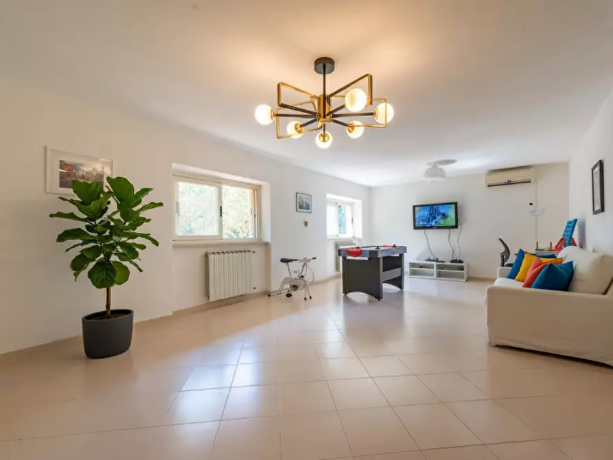 Immagine 42 di Villa in vendita  in Via Colleolivo a Arce