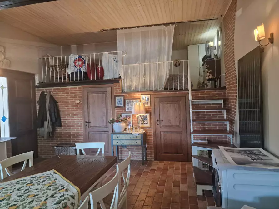 Immagine 11 di Appartamento in vendita  a Torrita Di Siena