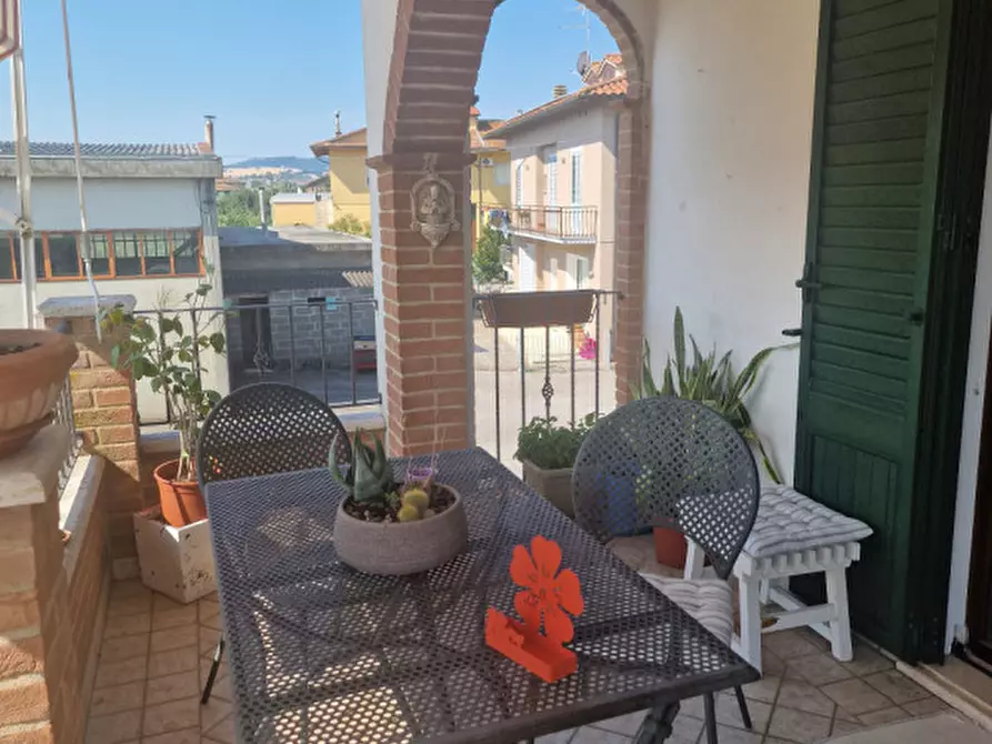 Immagine 16 di Appartamento in vendita  a Torrita Di Siena