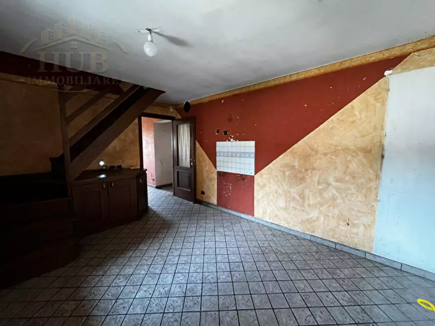 Immagine 16 di Appartamento in vendita  in Piazza Cariolo 2 a Dronero