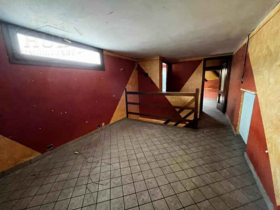 Immagine 26 di Appartamento in vendita  in Piazza Cariolo 2 a Dronero