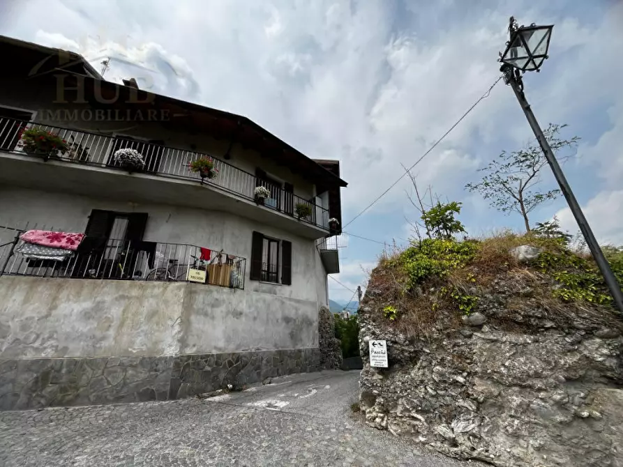 Immagine 35 di Appartamento in vendita  in Piazza Cariolo 2 a Dronero