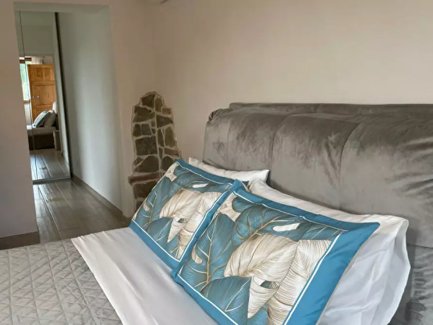 Immagine 3 di Villa in vendita  a Sinalunga