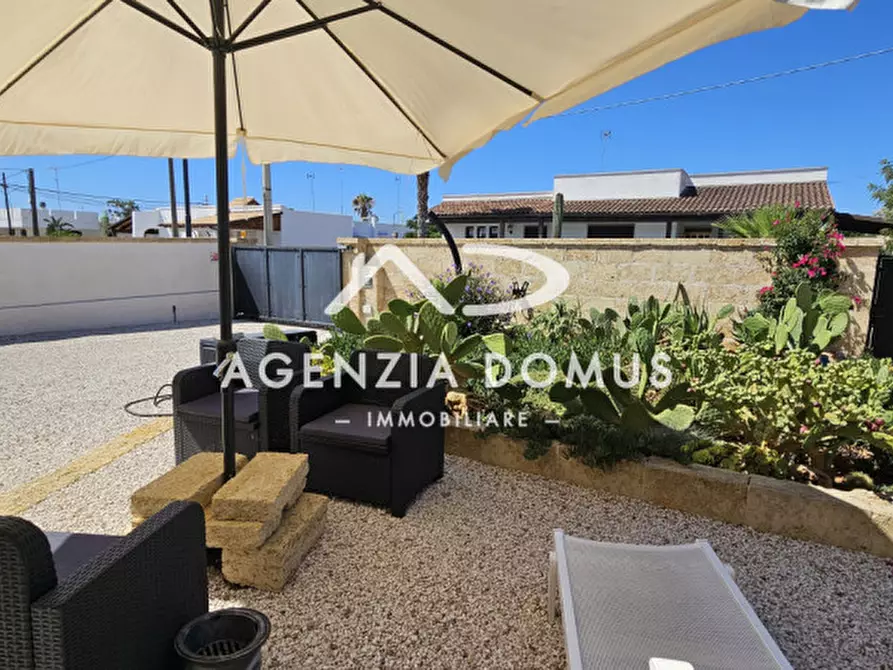 Immagine 6 di Villa in vendita  a Racale