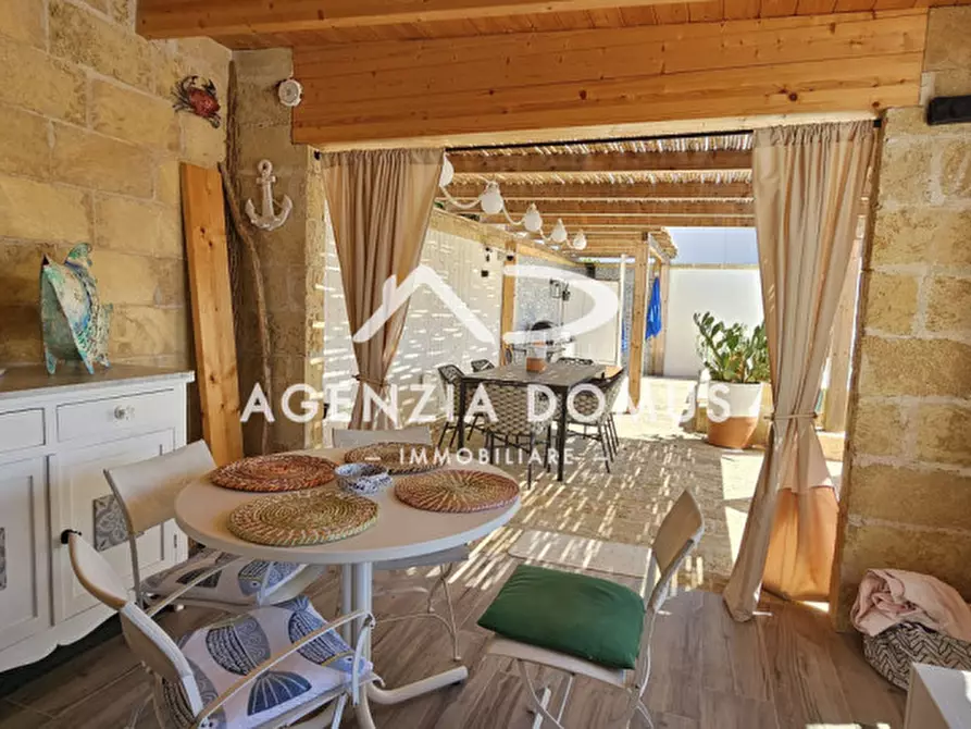 Immagine 48 di Villa in vendita  a Racale