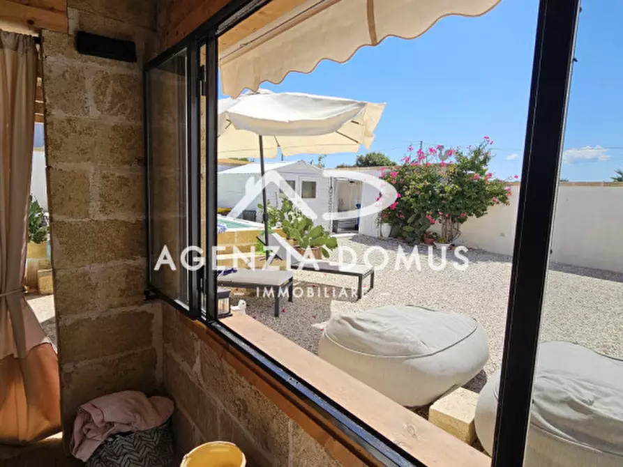 Immagine 49 di Villa in vendita  a Racale