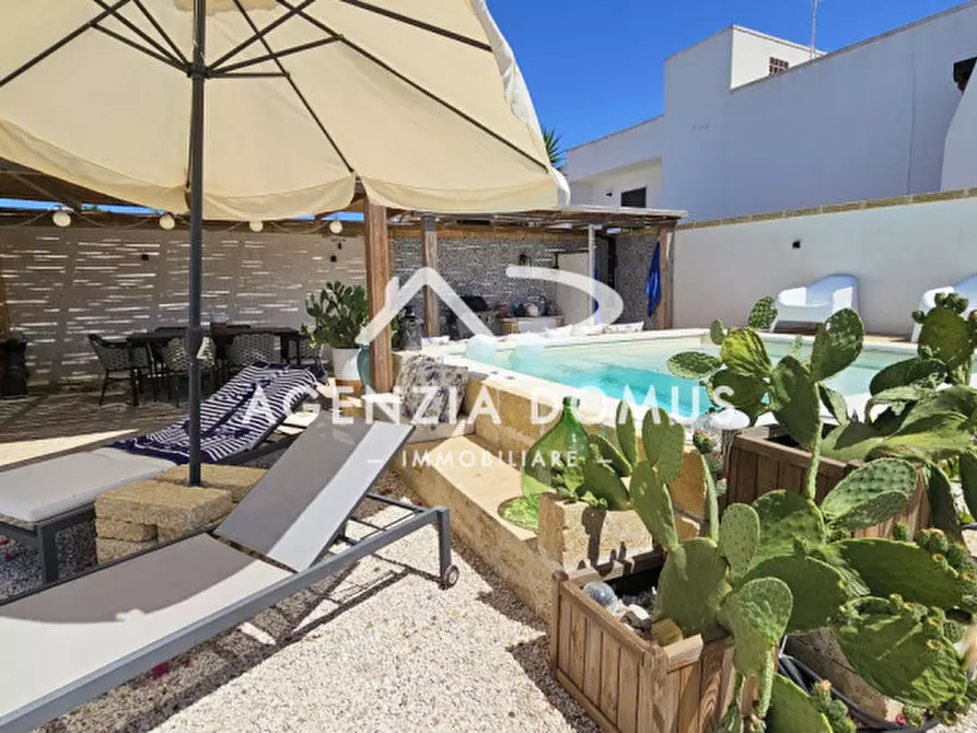 Immagine 53 di Villa in vendita  a Racale