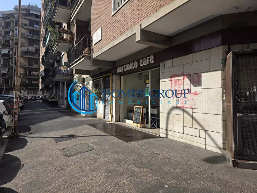 Immagine 16 di Attività commerciale in vendita  in Via Pasquale Revoltella a Roma