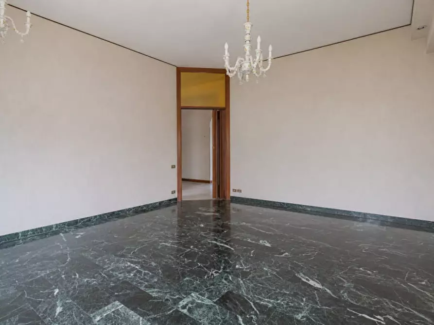 Immagine 8 di Appartamento in vendita  in Via Privata Sambolino a Savona