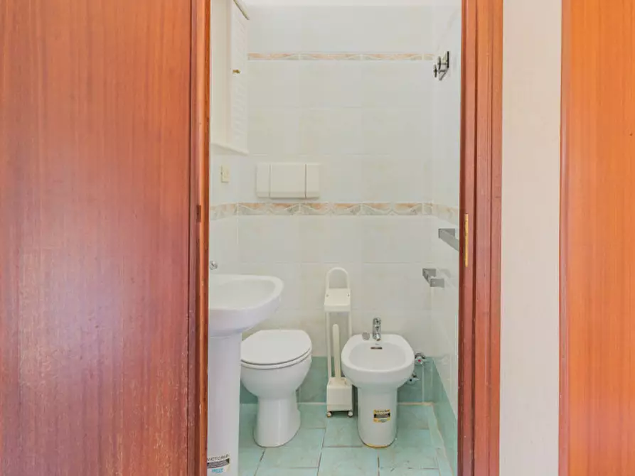 Immagine 25 di Appartamento in vendita  in Via Privata Sambolino a Savona
