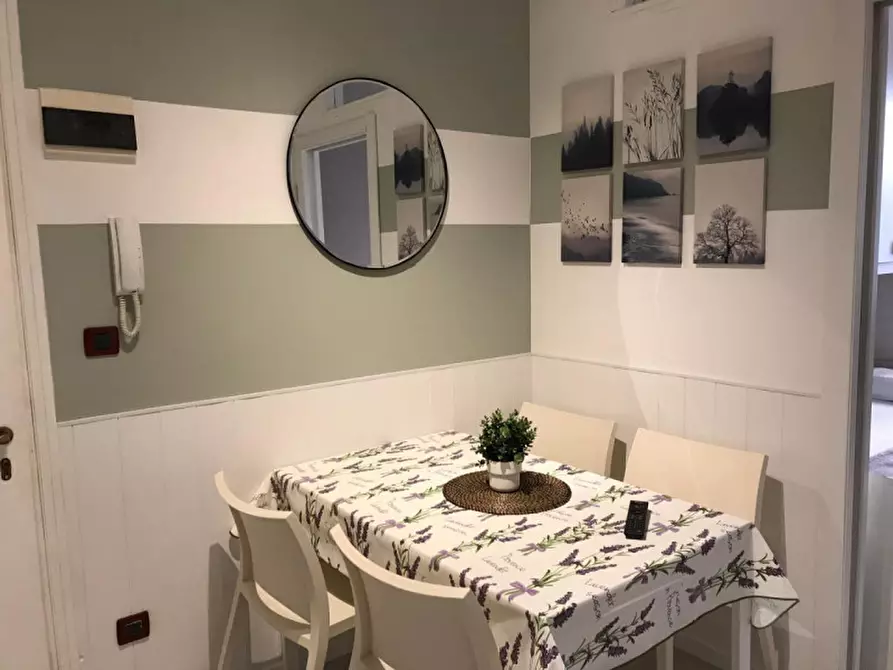 Immagine 1 di Appartamento in vendita  in Riviera Albertino Mussato,65 a Padova