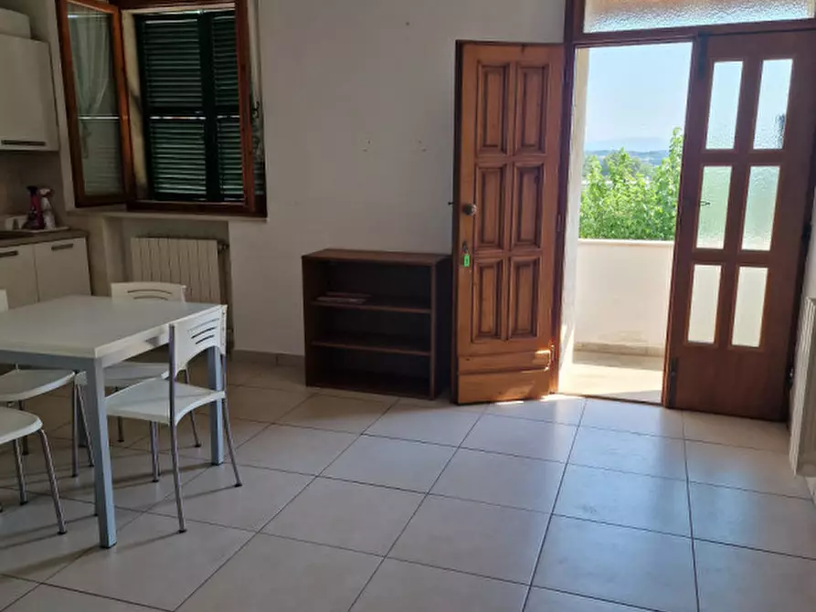 Immagine 2 di Appartamento in vendita  a Sinalunga