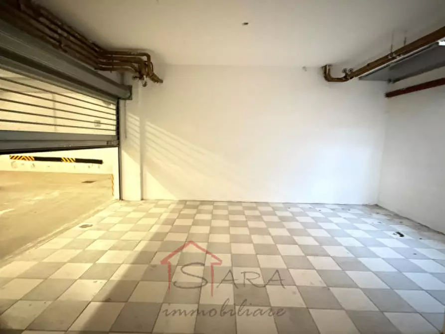 Immagine 1 di Garage in affitto  in Via Altinate 38 a Padova