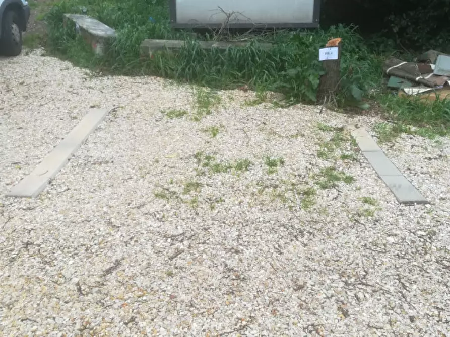 Immagine 1 di Posto auto in affitto  in Via di Bravetta a Roma