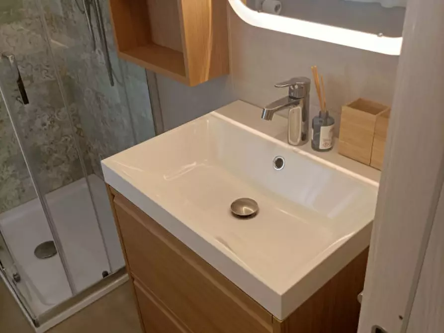Immagine 12 di Appartamento in affitto  in Viale Duca Alessandro, 6 a Parma