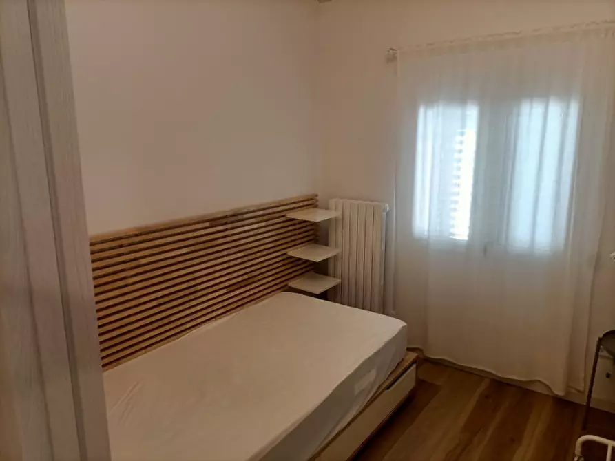 Immagine 16 di Appartamento in affitto  in Viale Duca Alessandro, 6 a Parma