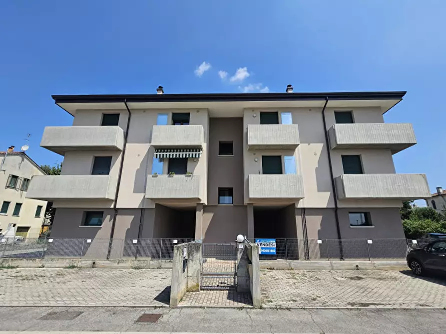 Immagine 5 di Appartamento in vendita  in VIA MARCO GRADENIGO a Este