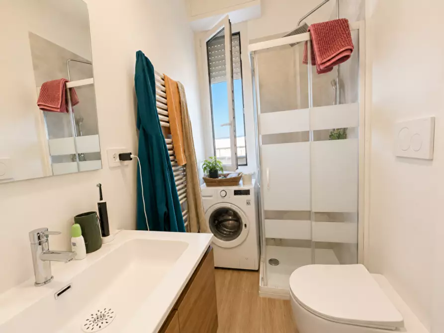 Immagine 17 di Attico in vendita  a Senigallia