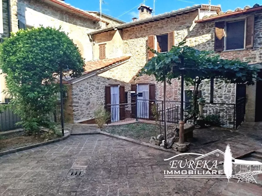 Immagine 4 di Villetta a schiera in vendita  in Via degli Etruschi a Paciano