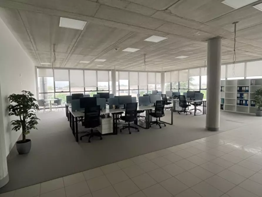 Immagine 1 di Ufficio in vendita  in Viale dell'Industria a Conselve