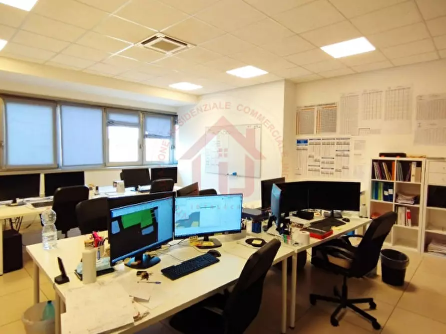 Immagine 7 di Ufficio in affitto  a Limena