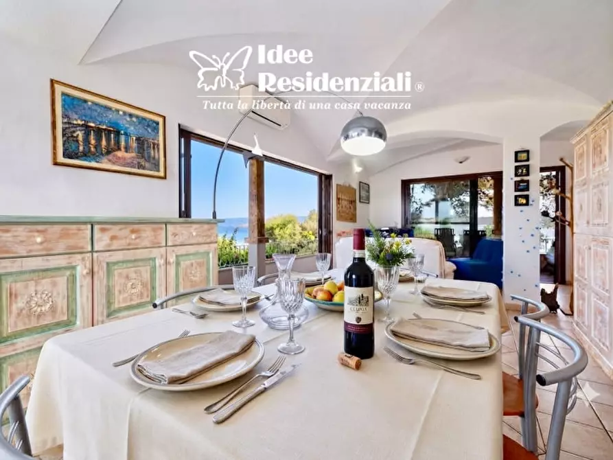 Immagine 8 di Villa in vendita  a Olbia