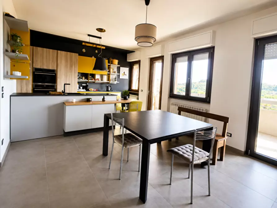Immagine 3 di Appartamento in vendita  a Corciano