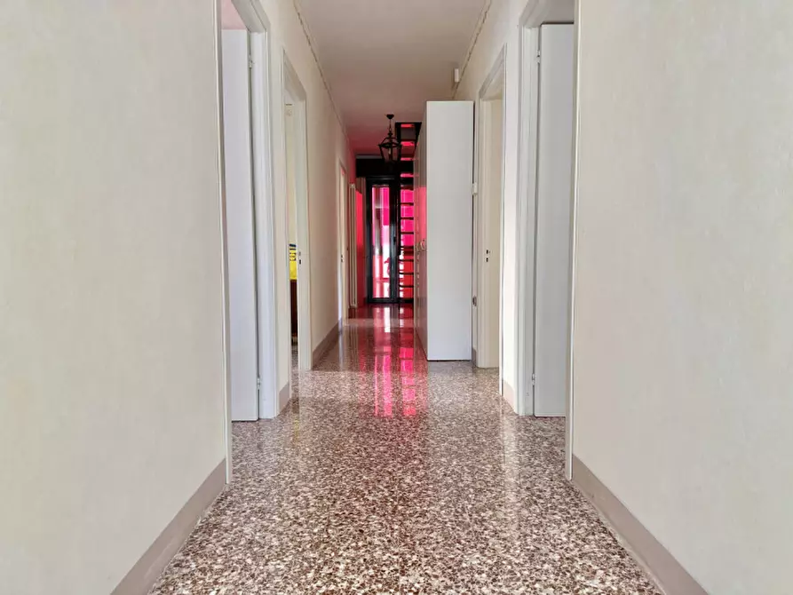 Immagine 23 di Villa in vendita  a Roccabianca