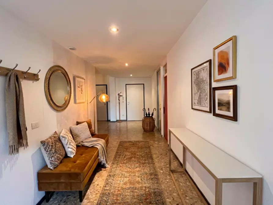 Immagine 2 di Bed & Breakfast in vendita  in Via San Pio quinto a Bologna