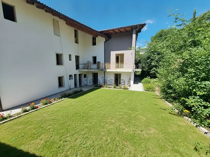 Immagine 17 di Appartamento in vendita  a Predaia