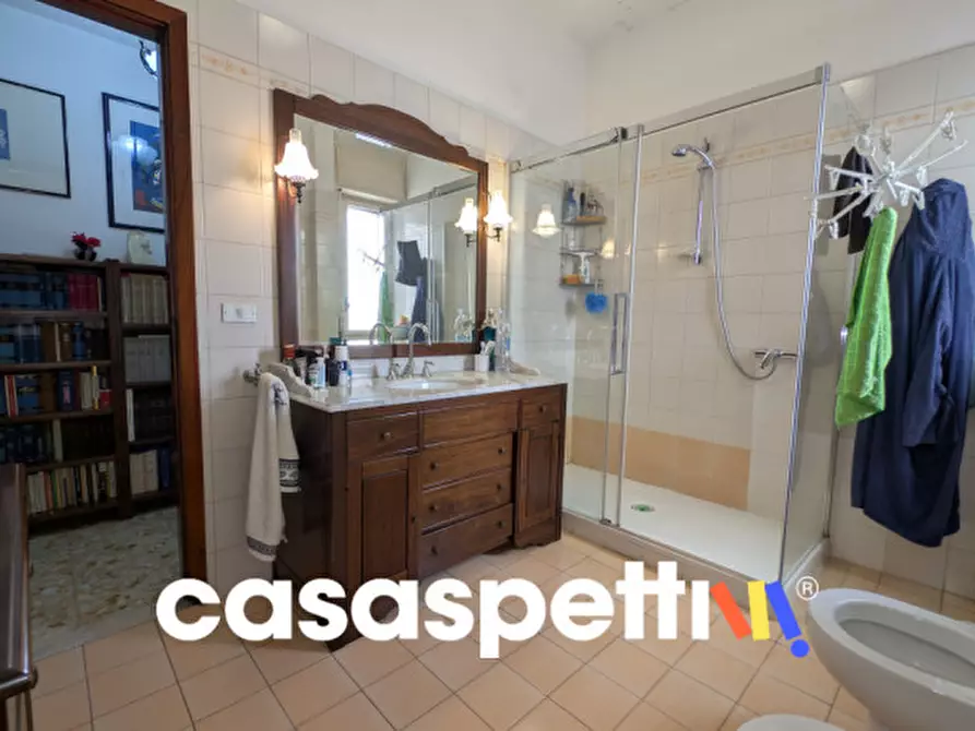 Immagine 25 di Appartamento in vendita  in Via Santa Lucia al Parco, 9 a Reggio Di Calabria