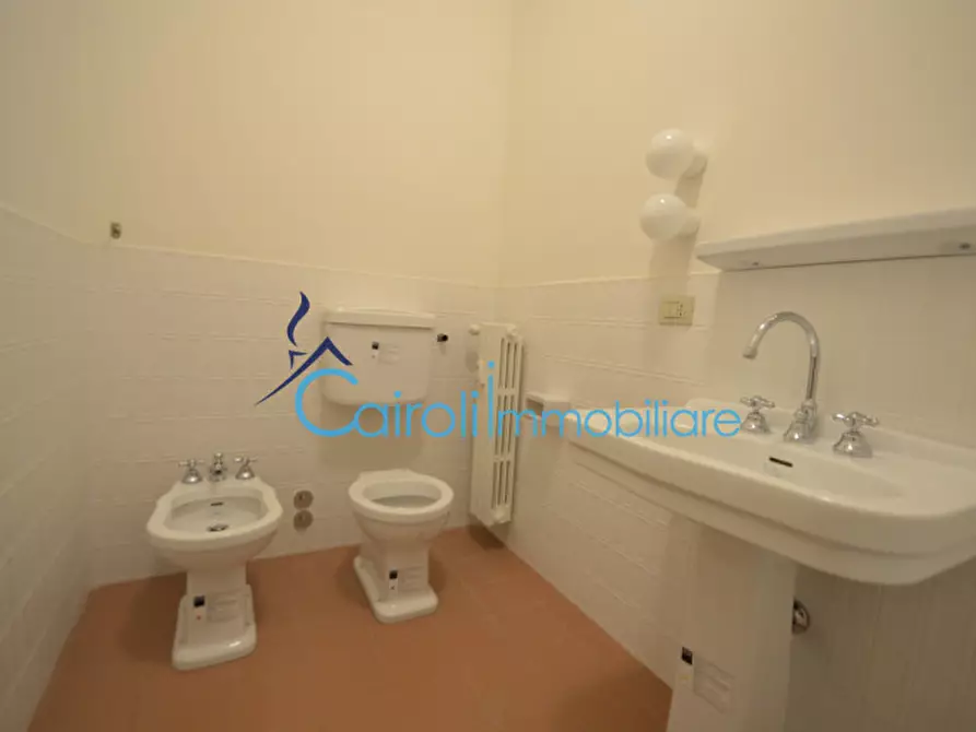 Immagine 9 di Appartamento in affitto  a Pavia