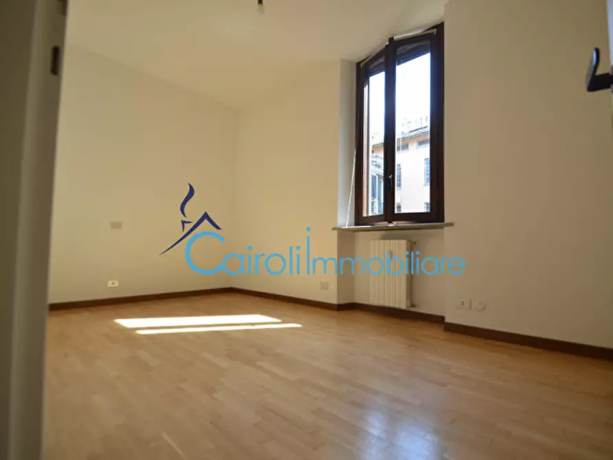 Immagine 24 di Appartamento in affitto  a Pavia