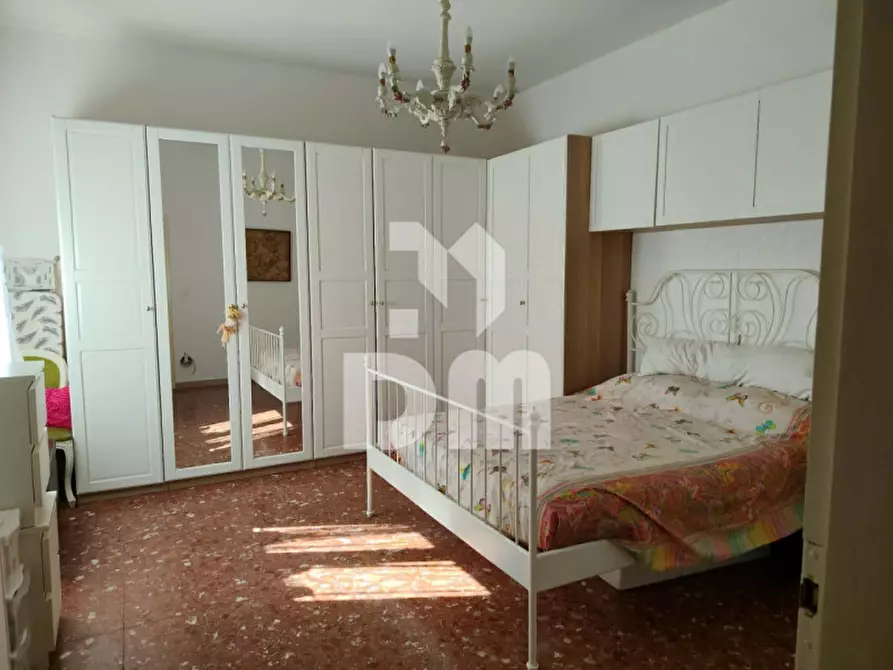 Immagine 3 di Appartamento in vendita  in Via Antonio Pacinotti a Viareggio