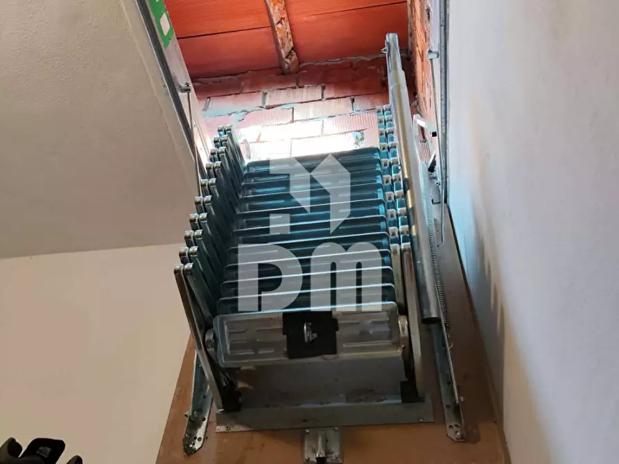 Immagine 5 di Appartamento in vendita  in Via Antonio Pacinotti a Viareggio