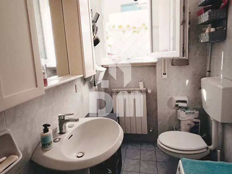 Immagine 6 di Appartamento in vendita  in Via Antonio Pacinotti a Viareggio