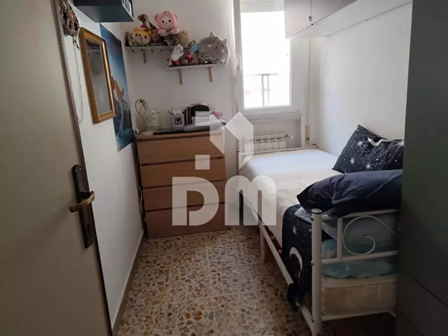 Immagine 9 di Appartamento in vendita  in Via Antonio Pacinotti a Viareggio