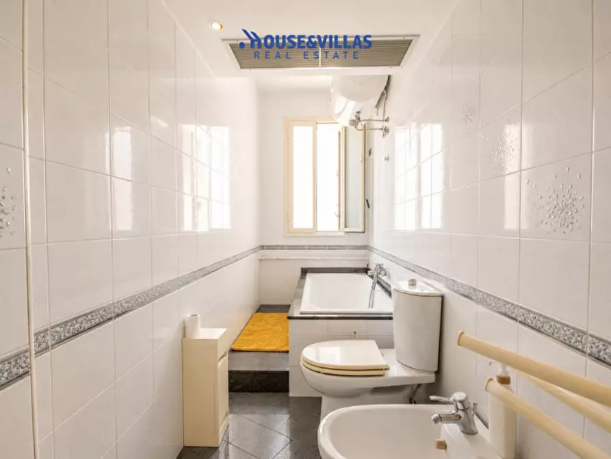 Immagine 28 di Casa indipendente in vendita  in Via Goffredo Mameli a Avola